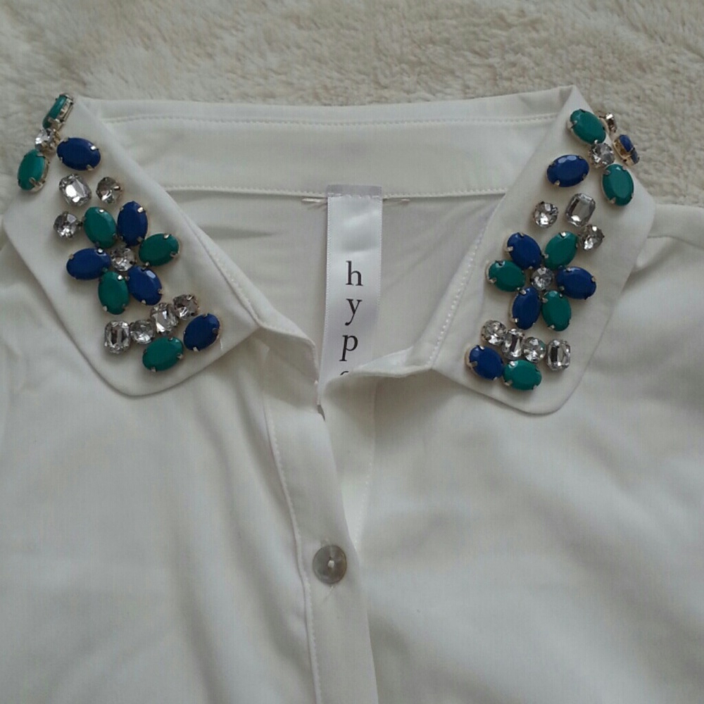 Embellished Top - Picture 2 of 4
